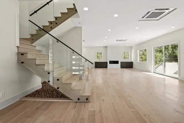 Bayou Enclave, a SCIP custom home built by Everlasting Homes in Houston, TX — photograph 3 of 23