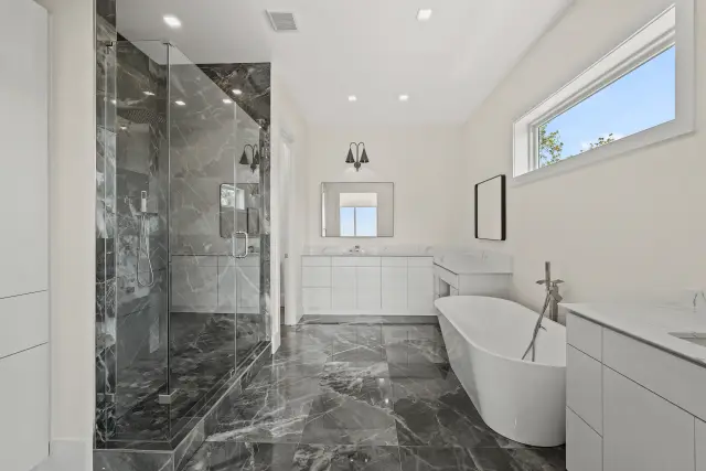 Bayou Enclave, a SCIP custom home built by Everlasting Homes in Houston, TX — photograph 20 of 23