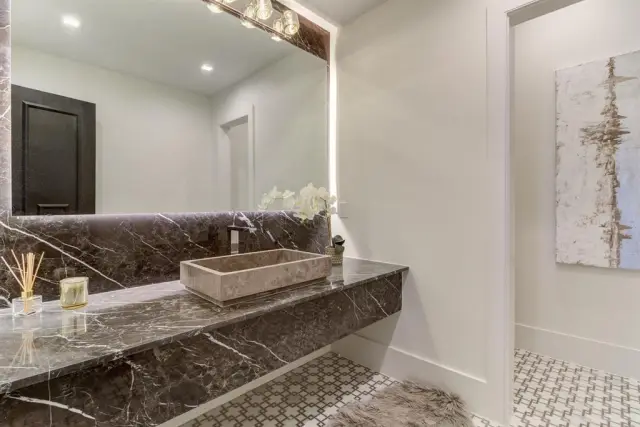 The Georgina, a SCIP custom home built by Everlasting Homes in Houston, TX — photograph 4 of 13