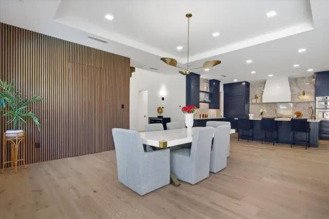 Verdona Villa, a SCIP custom home built by Everlasting Homes in Houston, TX — photograph 12 of 48