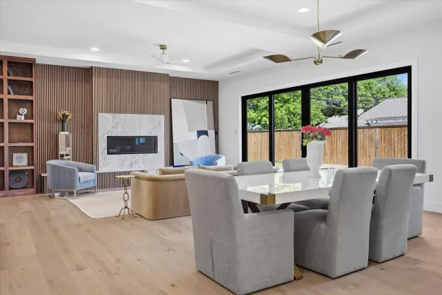 Verdona Villa, a SCIP custom home built by Everlasting Homes in Houston, TX — photograph 13 of 48